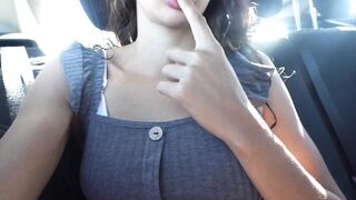 Latina MILF masturbating in the TAXI