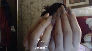 Ebony MILF slut fingers her holes with long nails - 1 image