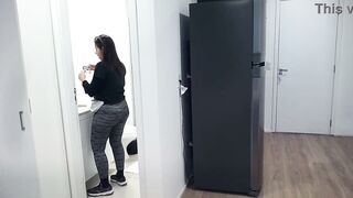 SUZY TOOK A CAKE AND ENDED MASTURBING - 9 image