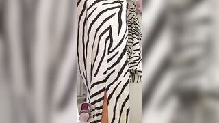 Try on in the changing room