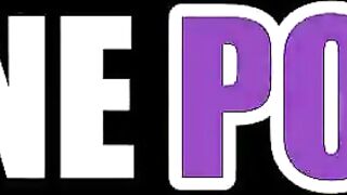 Latina Dakota Quinn's foot fetish handjob skills will blow your mind!