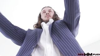 Xochi Moon's Messy Rimming and Spread Legs Get Liam Needsom's Feet Satisfied