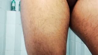 Latina with a chubby frame gets a surprise from a stranger - Surprise Boyfriend Reveal!