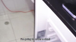 Camilomendoza, the big booty Colombian, fucks delivery guy with no protection in POV homemade porn