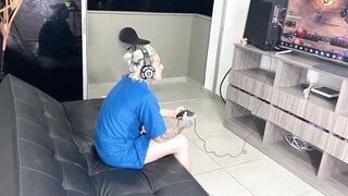 Watch Hard, Latina whore get her perfect ass pounded while gaming and swallowing every drop