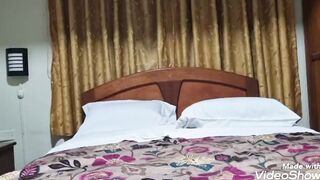 Camino al hotel con mi yerno ...me da por mi colita muy rico - 11 image