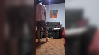O Amigo Do Meu Marido Apareceu Na Minha Casa Pra Esperar A Chuva Passar E Acabou Me Comendo