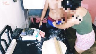 Mi madrastra bebe un vaso de viagra y se pone muy cachonda - 3 image