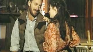 Mega scharfe Indianerin Anal fast Penisbruch weil Arsch zu eng ist