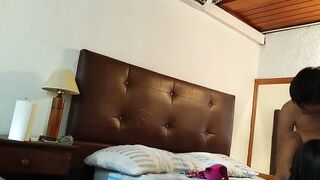 Mi vecina me recibe en su casa