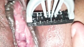 Shaving my fat pussy - 15 image