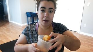 Stephanie Benitez fat ass twerking on the dick in Spanish - 10 image