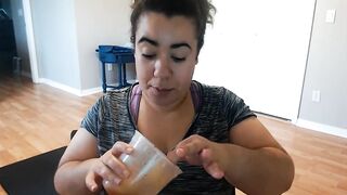 Stephanie Benitez fat ass twerking on the dick in Spanish - 11 image