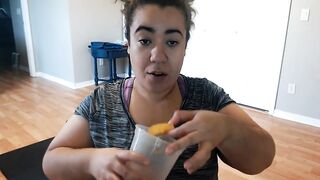 Stephanie Benitez fat ass twerking on the dick in Spanish - 14 image