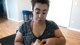 Stephanie Benitez fat ass twerking on the dick in Spanish - 3 image