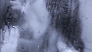 Foda durante o banho - 2 image