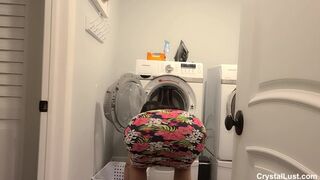 Pervy Stepson Fucks Big Ass STUCK Stepmom in the Washing Machine - 3 image