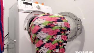 Pervy Stepson Fucks Big Ass STUCK Stepmom in the Washing Machine - 5 image