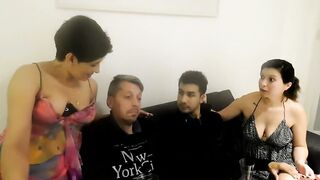 INTERCAMBIO DE PAREJA CON MI VECINA - 3 image