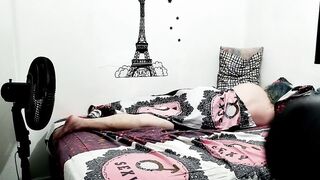 Preggy lalin girl neighbour came over and saw me sleeping and decided fuck me - 1 image