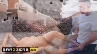 Brazzers - Lascivious honey Layla Sin likes to receive her vagina pounded - 2 image