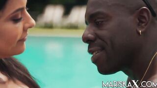 MARISKAX Lalin Girl Mariska has her butt stretched by a BBC - 2 image