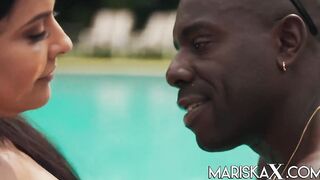 MARISKAX Lalin Girl Mariska has her arse stretched by a BBC - 2 image