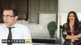 Brazzers - Latina milf Katana Kombat cucks her husband