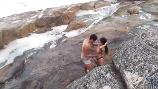 I took my girlfriend to the beach to see a beautiful view, I just didn't say which one - 6 image