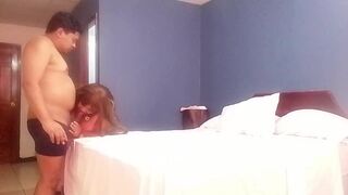 Sexy mature stepmom sucks her inexperienced lover's cock in a hotel - 2 image