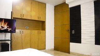 DELICIOUS MILF FUCKS INEXPERIENCED GUY WHO ASKS FOR HELP FOR A MASSAGE AND ENDS UP IN DESIRE, SEX AND PLEASURE - 1 image