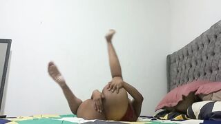 A BEAUTIFUL TIGRESS DOING AN EROTIC DANCE AND A RICH MASTURBATED FOR HER FANS