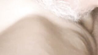 Licking juicy cocha and ends up in her tail