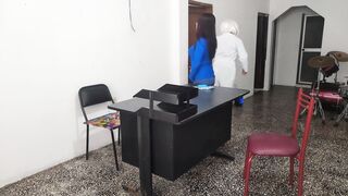 THE DOCTOR HAS SEX WITH HIS SECRETARY IN THE CUSTOMER SERVICE OFFICE. SHE RIDES HIM VERY SENSUALLY ON THE DESK AT WORK