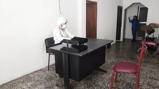 THE DOCTOR HAS SEX WITH HIS SECRETARY IN THE CUSTOMER SERVICE OFFICE. SHE RIDES HIM VERY SENSUALLY ON THE DESK AT WORK