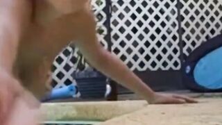 Sexy Fun In The Amateur Pool!