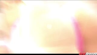 Assh Lee Unleashes Her Big Booty