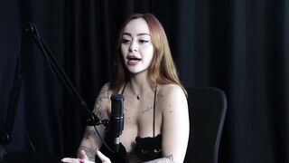 She went from being a personal trainer to a porn content creator, told her family and was always judged, and considers herself sexual - Thaisa Redvelvet (WATCH ON: SHEER/RED) - 5 image