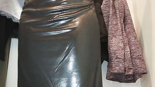 Naughty sexy milf tries on naked clothes. Latina hairy pussy tries on clothes in bed. - 6 image