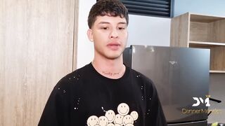 I Fuck the Delivery Guy Secretly in the Bathroom - Mariana Martix and Danner Mendez - 3 image