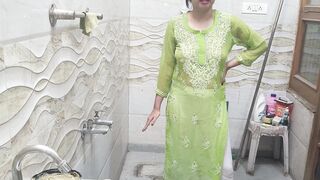 Indian Sutela Bhai saw the stepsister doing the scandal and even after refusing to demand to her