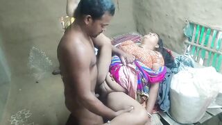 It was fun when my penis entered sister-in-law's pussy. Indian Desi girls sax video