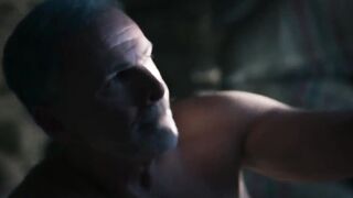 Playing with Fire (Jugar con fuego) sex scene complication