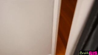 Brother Wipes Stepsister's Big Latina Ass