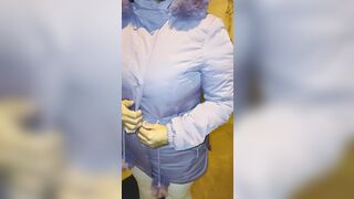 Hot Latina cougar gets off on the streets with her tight leggings & spread legs