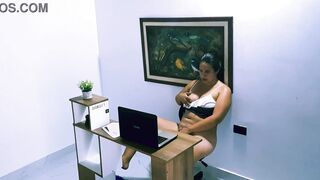 Curvy Latina Victor Palmas gives a steamy blowjob in hot roleplay action